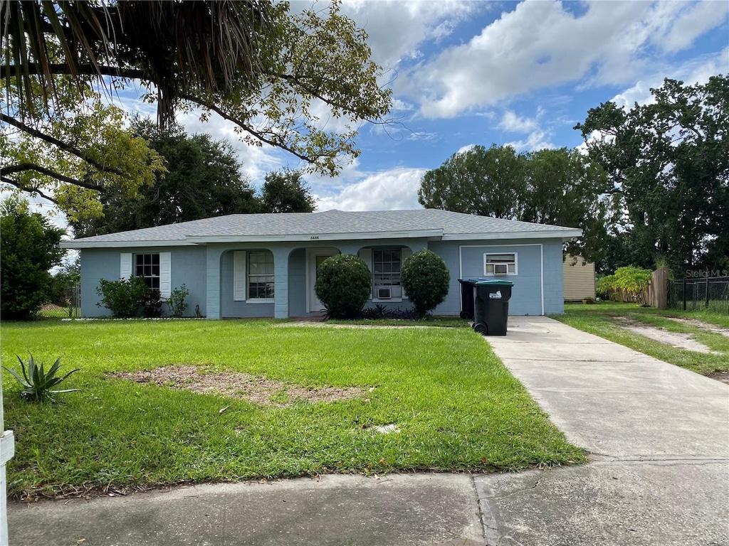 6664 Glades Ave, Orlando, FL 32809 - photo 1