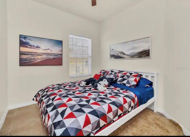 bedroom featuring ceiling fan