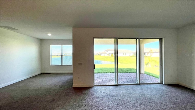 view of carpeted spare room