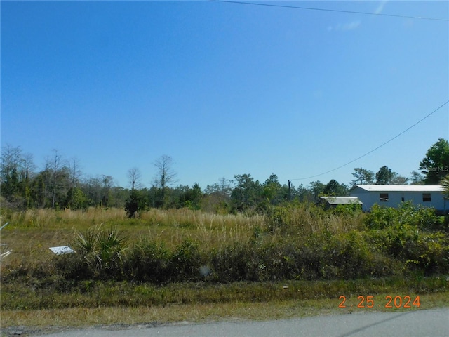 Listing photo 2 for 5085 Pierre Ave, Saint Cloud FL 34773