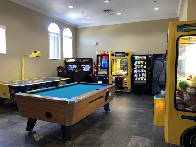 playroom with ornamental molding