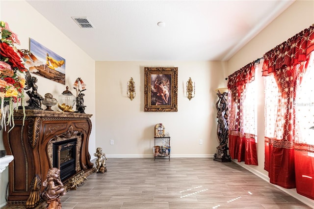 sitting room featuring light wood-type flooring