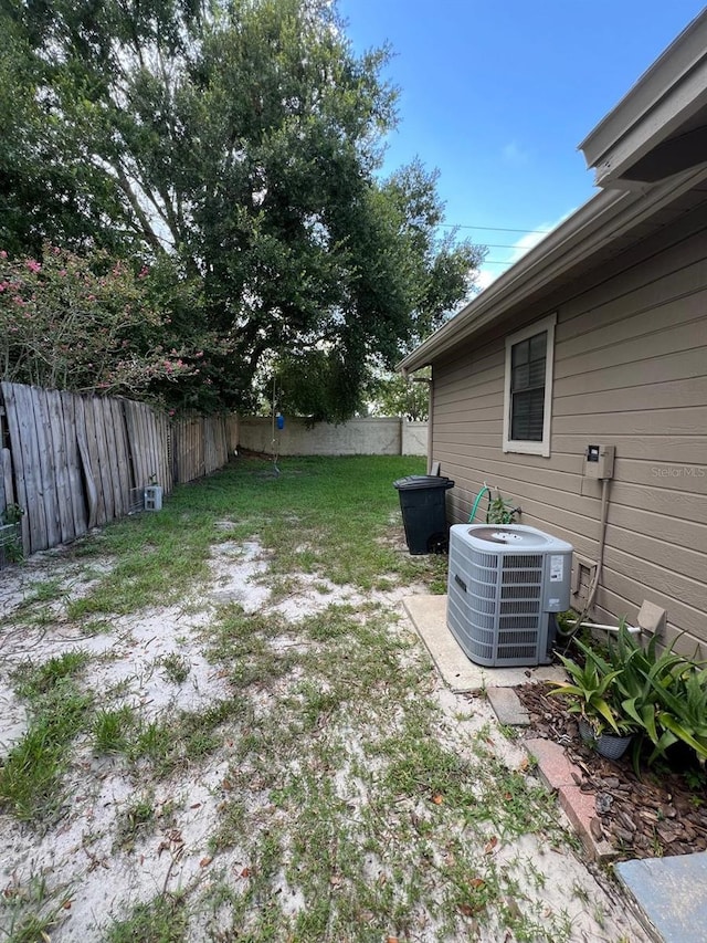 view of yard featuring cooling unit