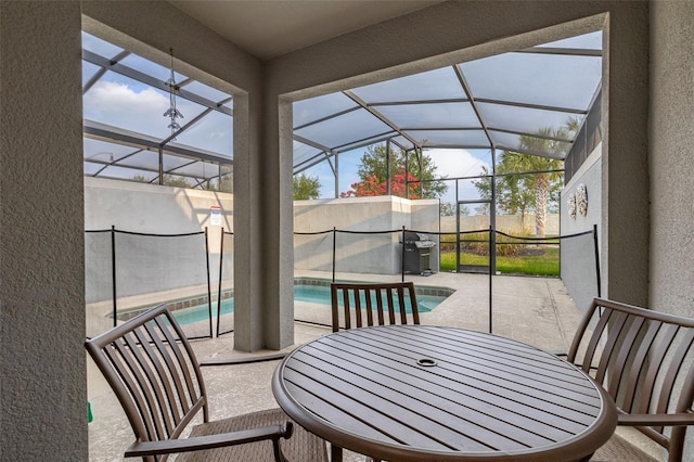 sunroom / solarium featuring lofted ceiling