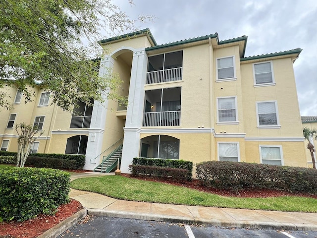 view of building exterior