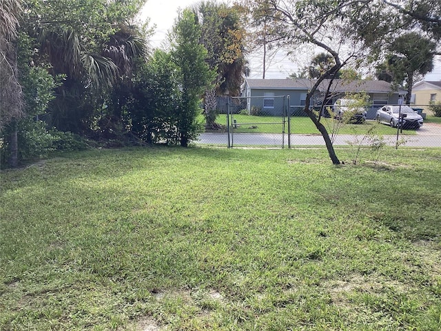 101 Albert St, Winter Springs, FL 32708 - view of yard with fence