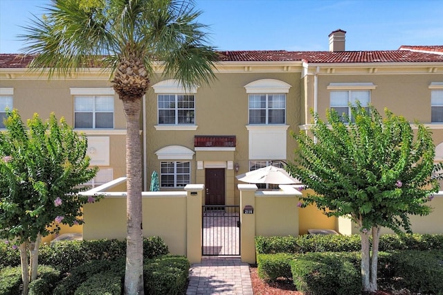 view of mediterranean / spanish-style house