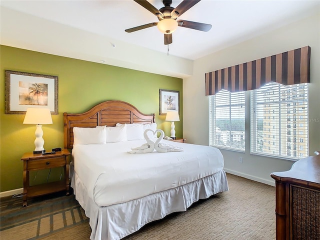 bedroom with ceiling fan