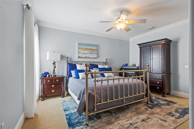 bedroom with light carpet, ornamental molding, and ceiling fan