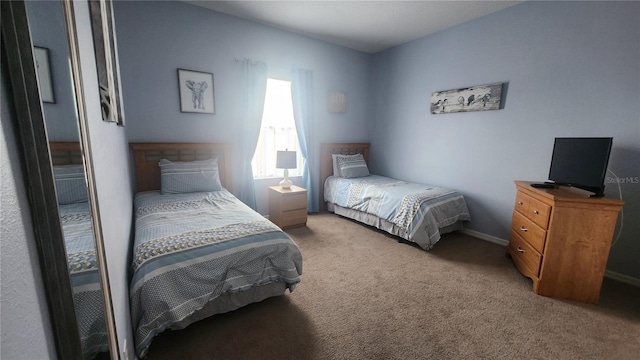 bedroom with carpet flooring