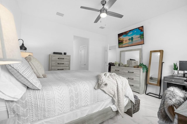 bedroom featuring ceiling fan