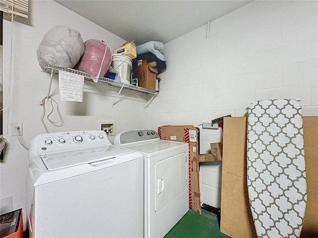 laundry area featuring washer and dryer