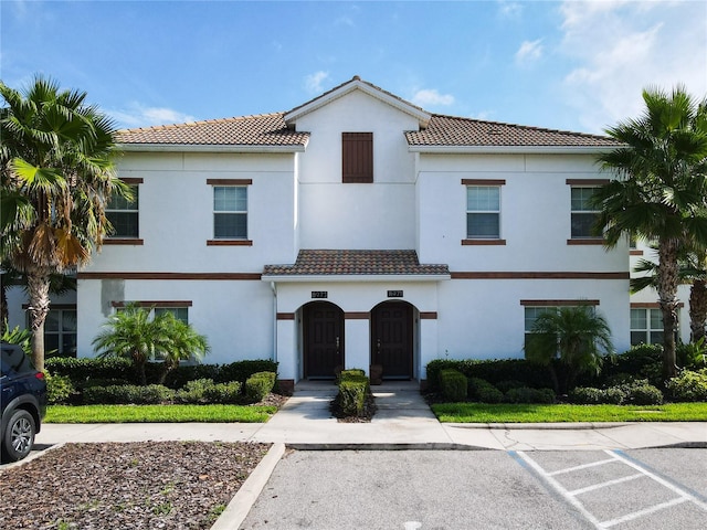 view of mediterranean / spanish-style home