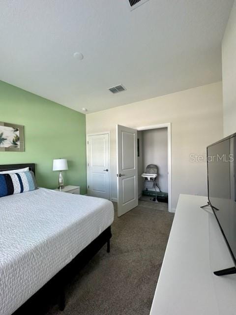 bedroom featuring carpet floors