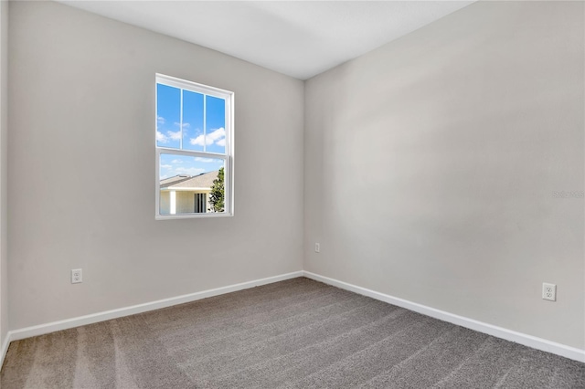 view of carpeted spare room