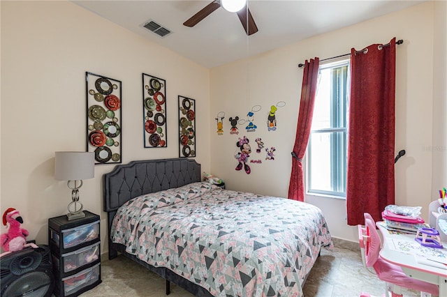 bedroom featuring ceiling fan