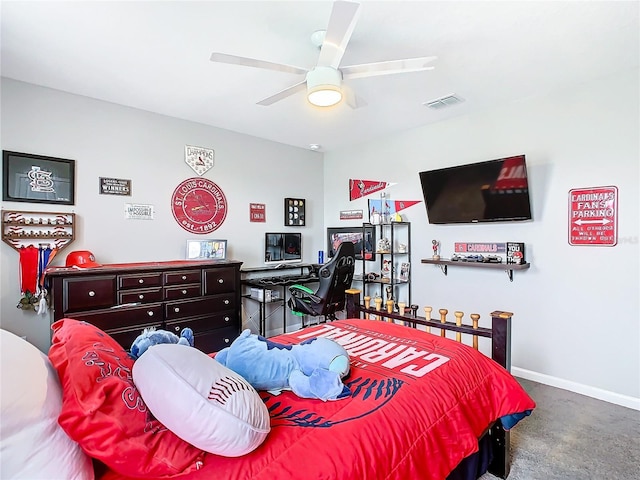 bedroom with baseboards, visible vents, and a ceiling fan