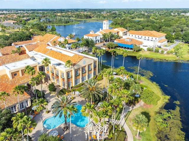 bird's eye view with a water view