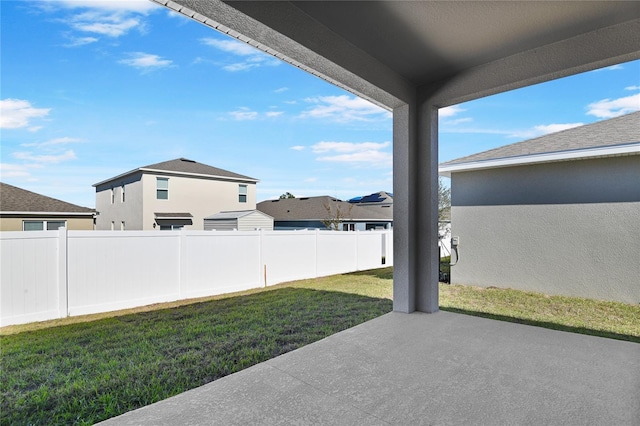 view of yard featuring a patio