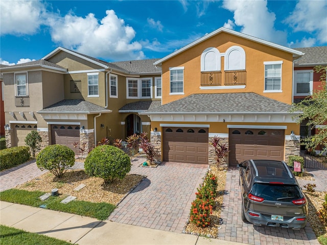 view of front of house featuring a garage