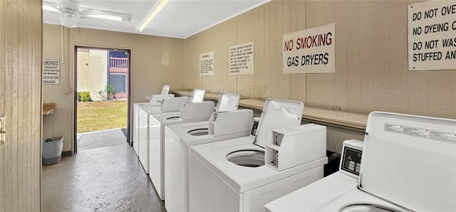 shared laundry area with separate washer and dryer and a ceiling fan