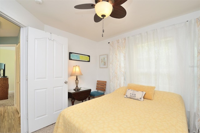 bedroom featuring a ceiling fan