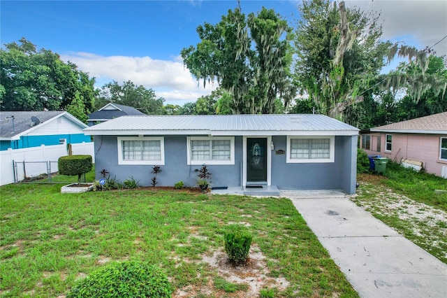 2214 Ave F NW, Winter Haven FL, 33880, 4 bedrooms, 1 bath house for sale