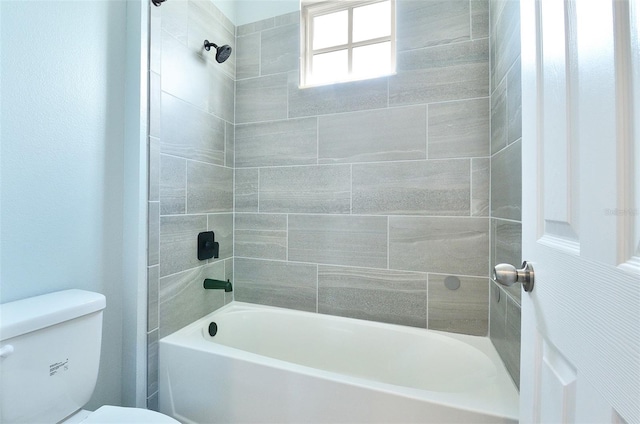 1862 Beach Ridge Rd, Celebration, FL 34747 - bathroom featuring toilet and shower / bath combination