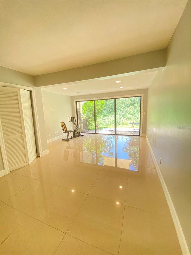 5341 Indian Creek Dr Unit B, Orlando, FL 32811 - unfurnished room featuring baseboards and tile patterned flooring