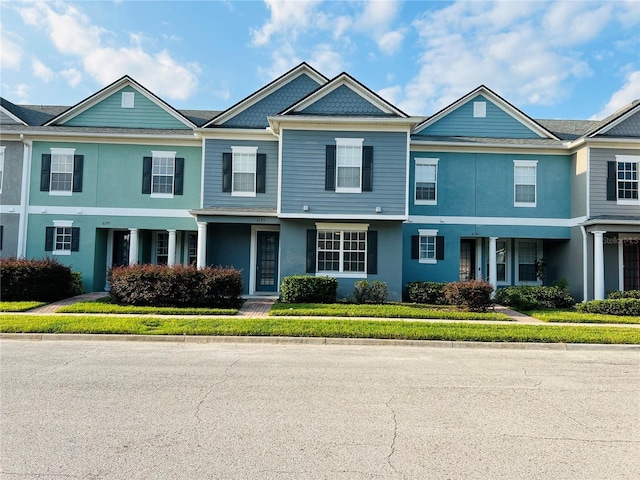 view of townhome / multi-family property