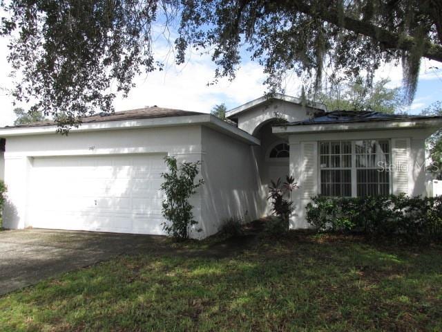 216 Balmoral Ct, Davenport, FL 33896 - photo 1