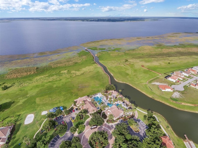 bird's eye view with a water view