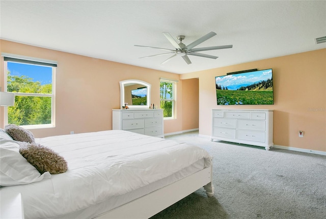 bedroom featuring carpet floors and ceiling fan