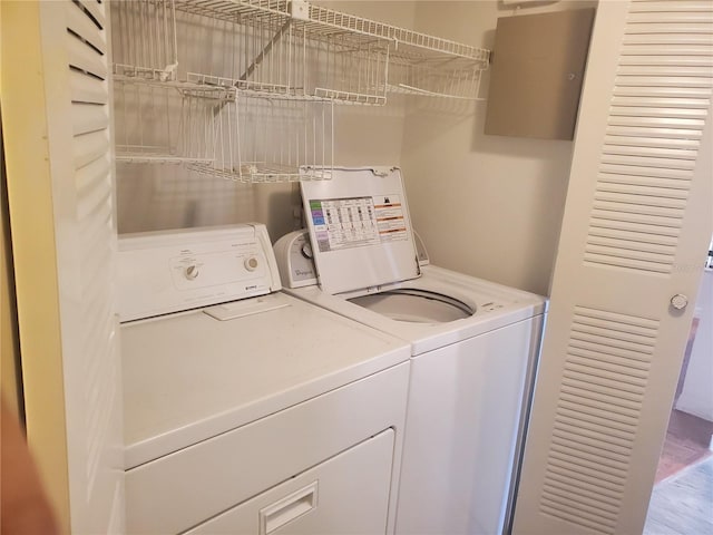 2647 Surrey Ct Unit 2647, Kissimmee, FL 34741 - laundry area with laundry area and washer and clothes dryer