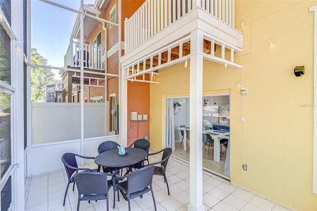 view of sunroom / solarium