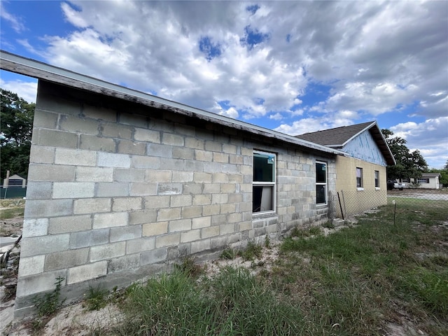 view of home's exterior