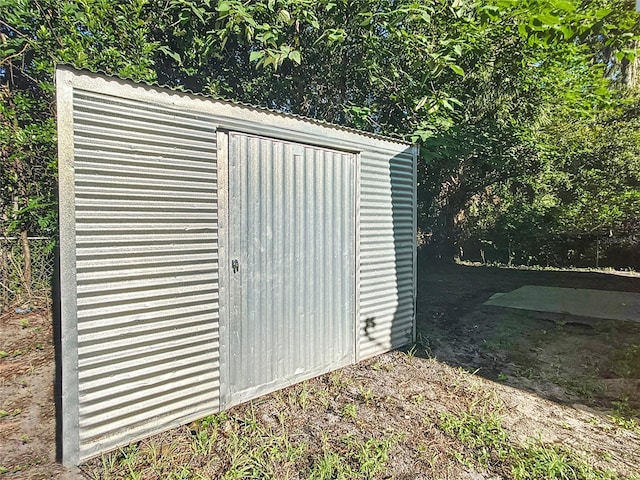 view of outbuilding