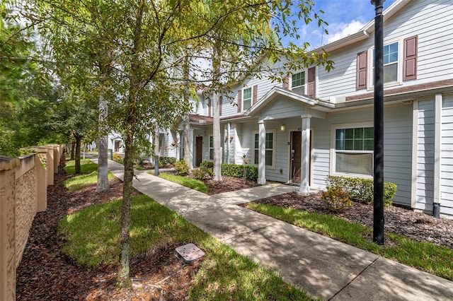 8968 Silver Pl, Kissimmee, FL 34747 - view of property featuring fence