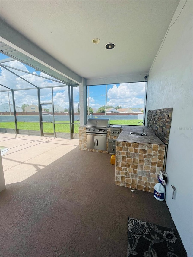 sunroom / solarium with sink