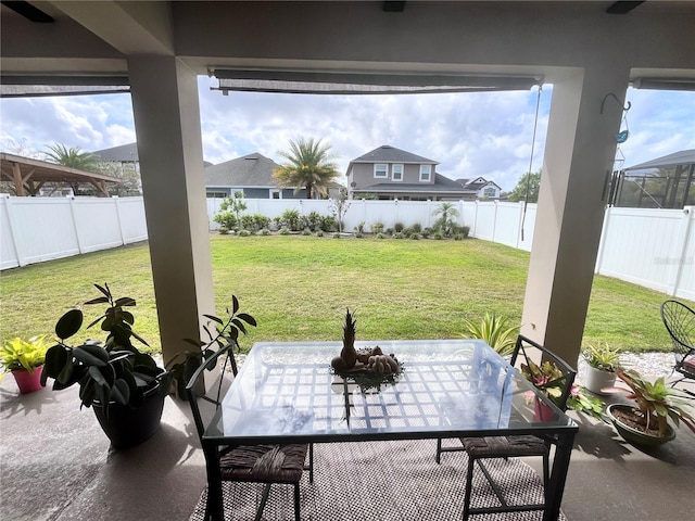 view of sunroom / solarium