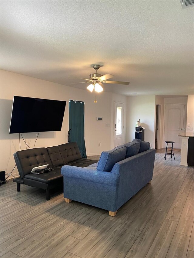 1523 Wynford Cir, Tavares, FL 32778 - photo 8