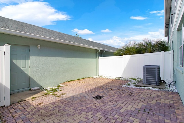 view of patio featuring cooling unit