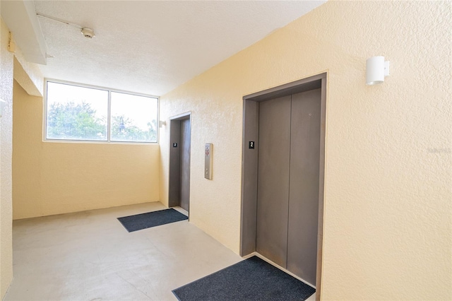 4177 N Orange Blossom Trl Unit 210, Orlando, FL 32804 - property entrance with elevator