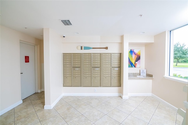 4177 N Orange Blossom Trl Unit 210, Orlando, FL 32804 - surrounding community with mail area