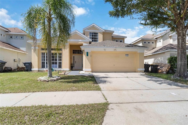 view of front of home featuring a front yard