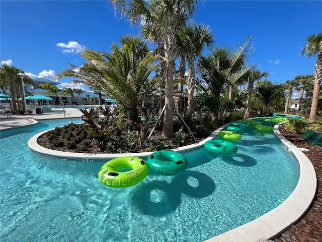 view of swimming pool