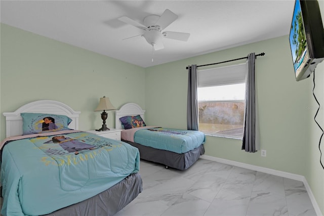 bedroom with ceiling fan