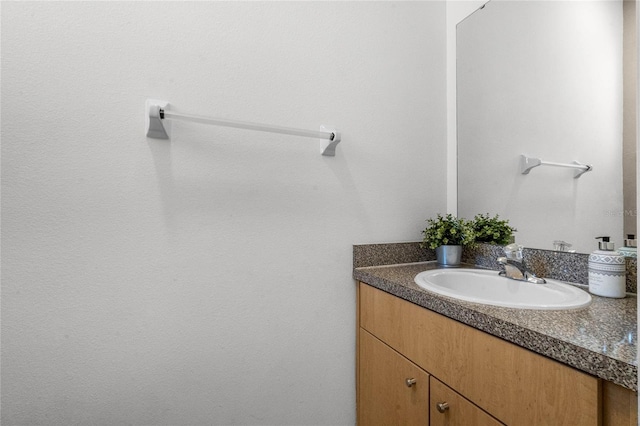 1256 S Beach Cir, Kissimmee, FL 34746 - bathroom featuring vanity