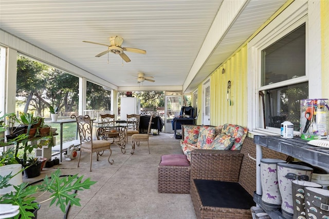 view of patio / terrace with ceiling fan