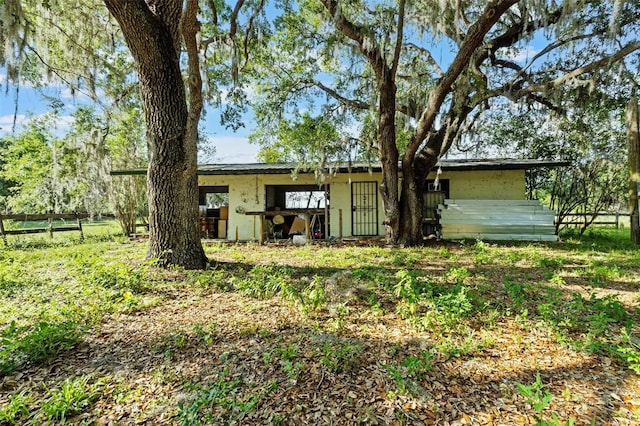 4350 E Hinson Ave, Haines City, FL 33844 - back of property with stucco siding